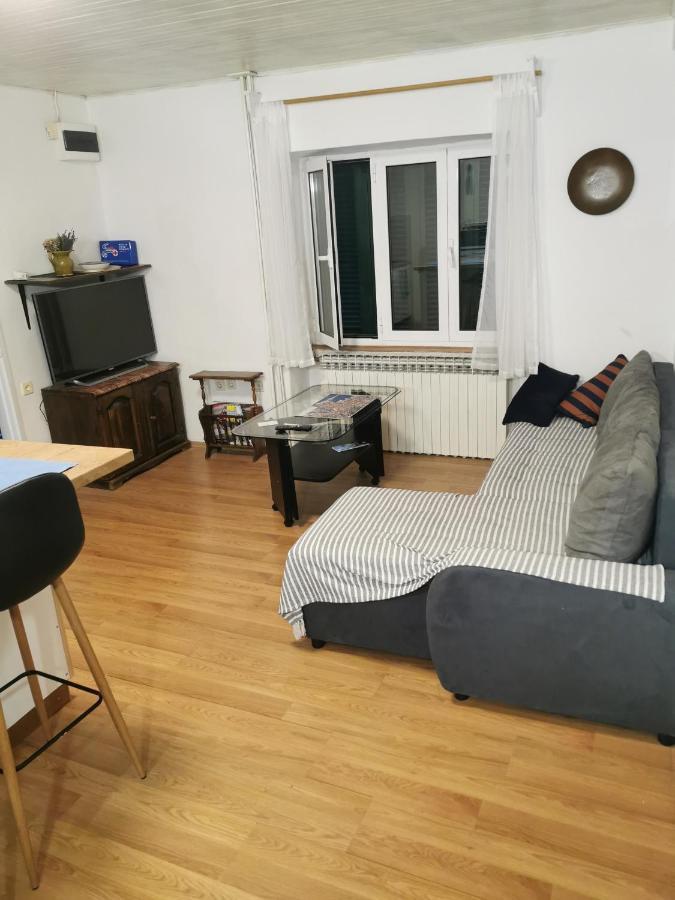 Studio I Apartman Ema Rijeka Oda fotoğraf